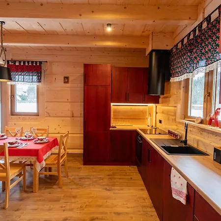 Za Lasem Chalet